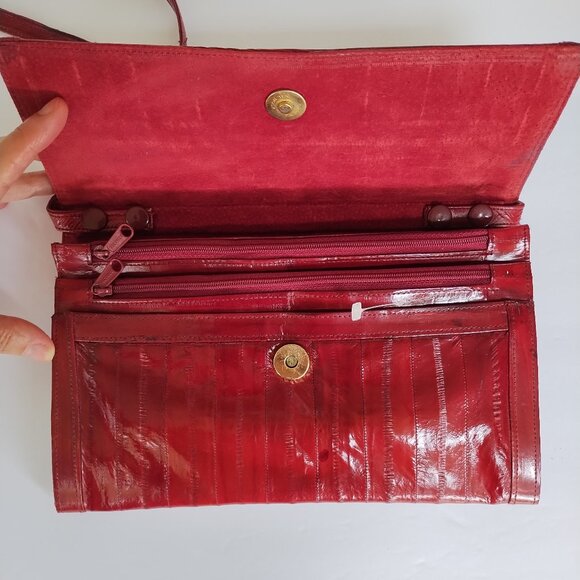 Vintage Genuine Eel Skin Crossbody Clutch Purse with Removable Strap - Picture 5 of 16